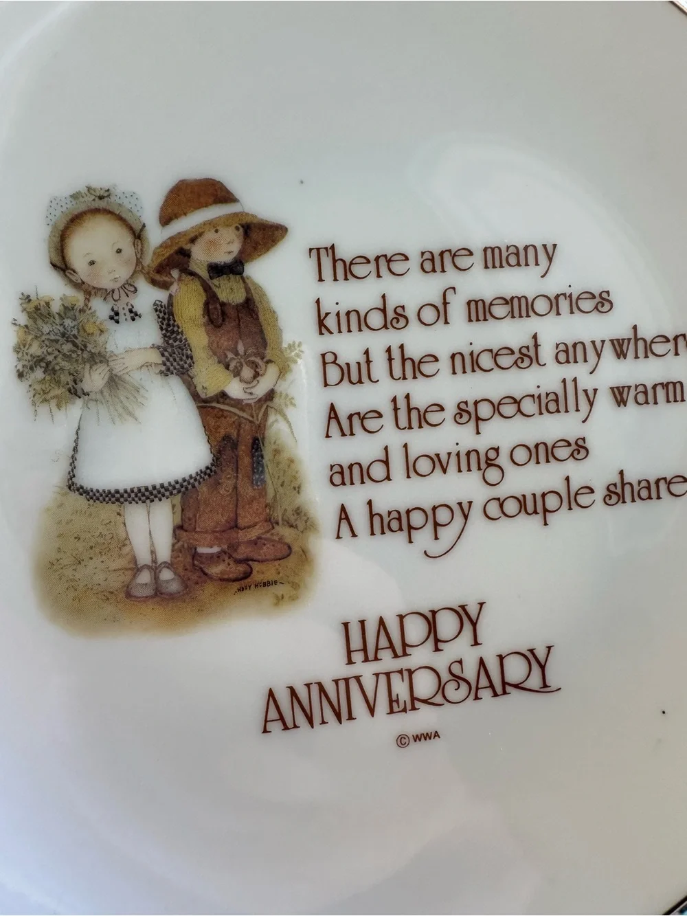 Happy Anniversary Holly Hobby WWA Porcelain Plate!!